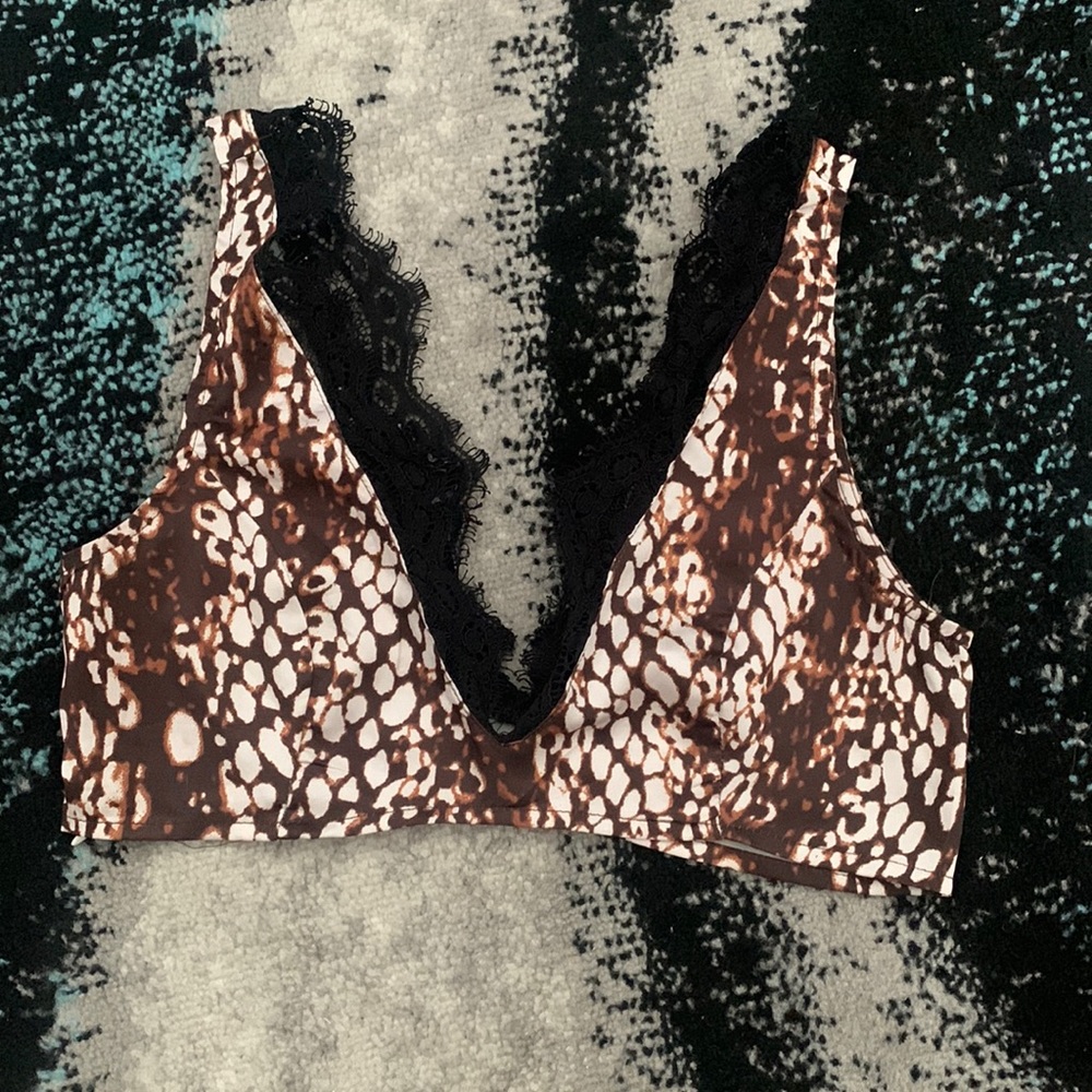 Laced Crop Top with zipper